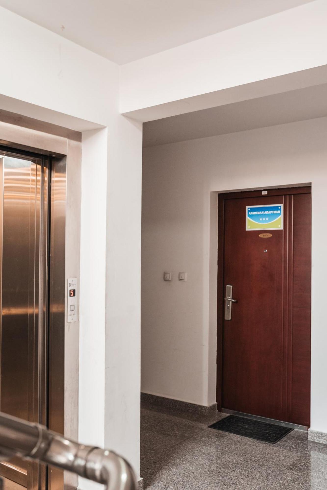 Apartman Centar Добой Экстерьер фото